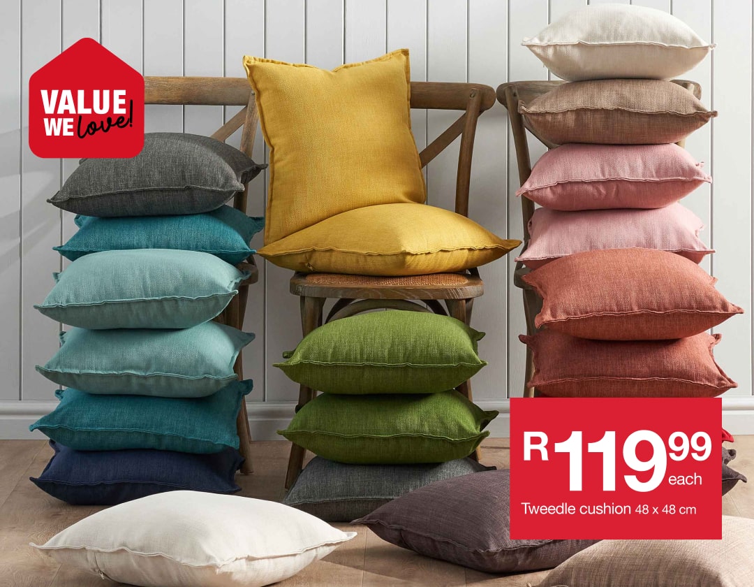 Go on and pile up in this category of scatter cushions, cushion covers and inners