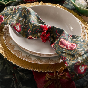 shop christmas dinnerware