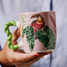 Stylish mugs, tea cups, and coffee sets for your morning routine