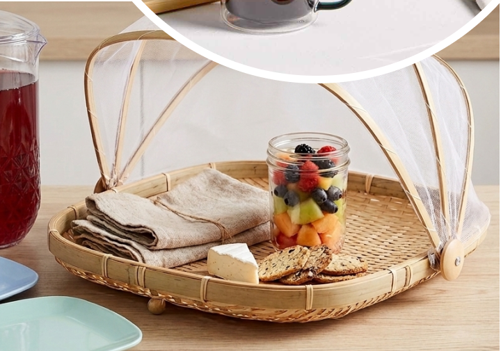 shop outdoor dining