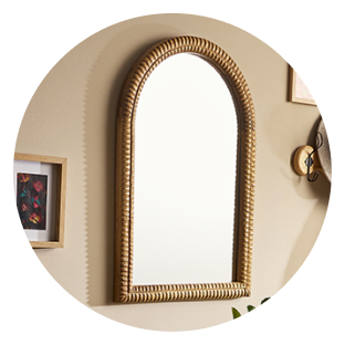 shop decor accessories