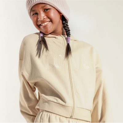 Shop girls outdoor